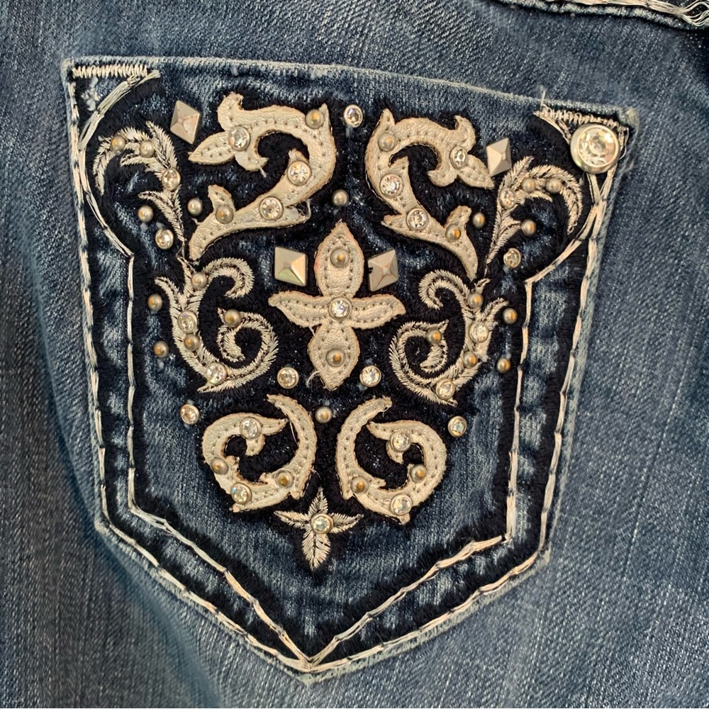 Miss Me Bootcut Jeans - Picture 5 of 14